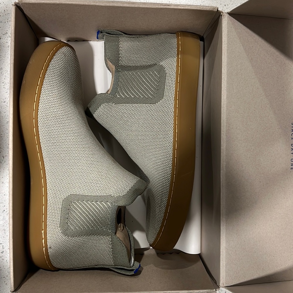 Rothy’s Chelsea High Top Sneaker Sage size 9 worn once!